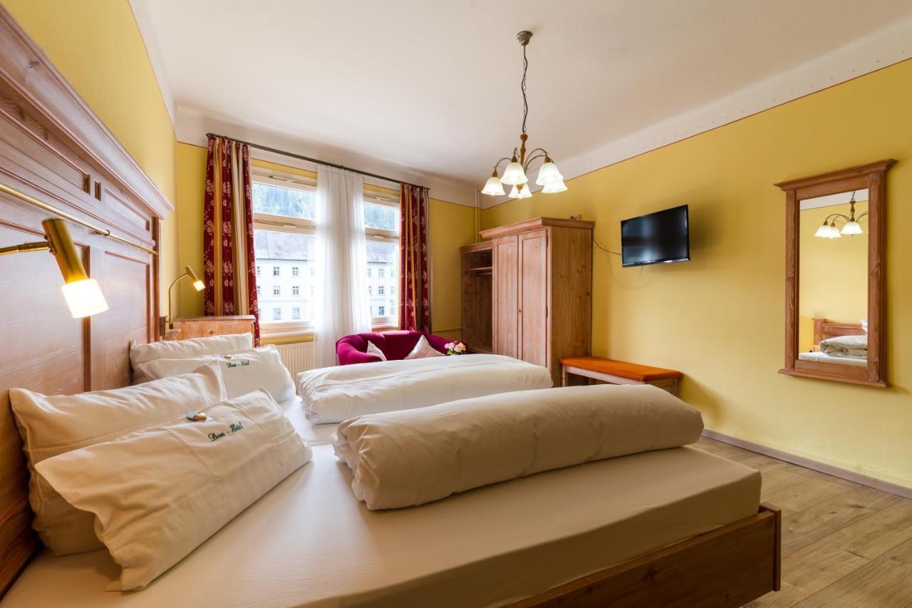 Dom-Hotel Санкт Блазиен Екстериор снимка